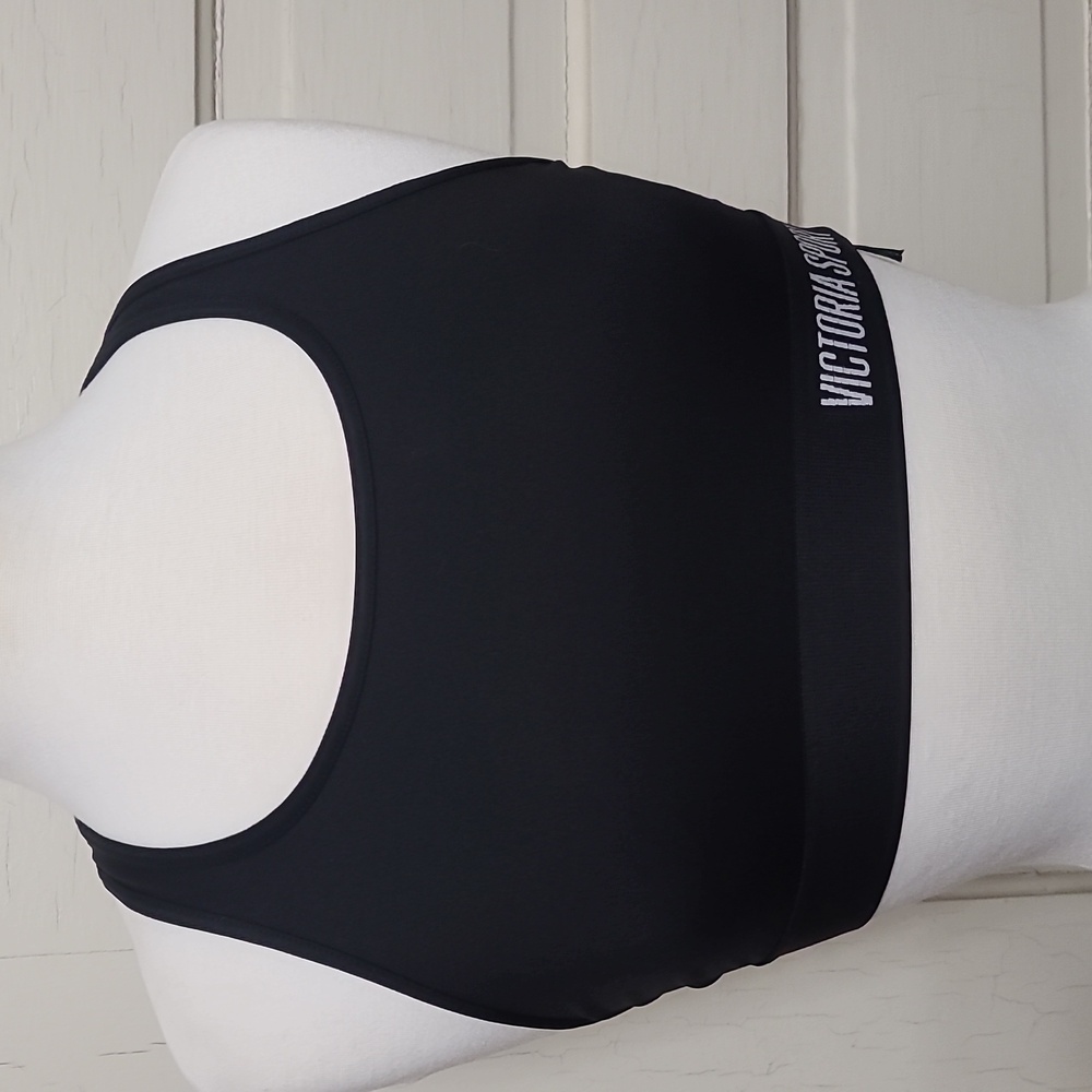Victoria's secret sports bra Size M